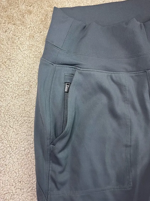 Athleta Women’s Jogger Pants Size Small Gray Ribbed Waist Zipper Pockets Athleisure - Image 7