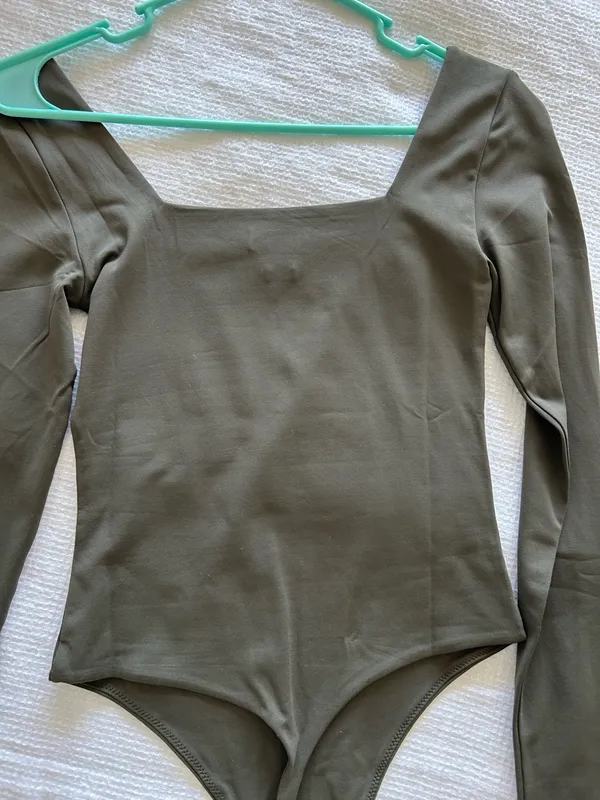 Aritzia Babaton Bodysuit - Image 4
