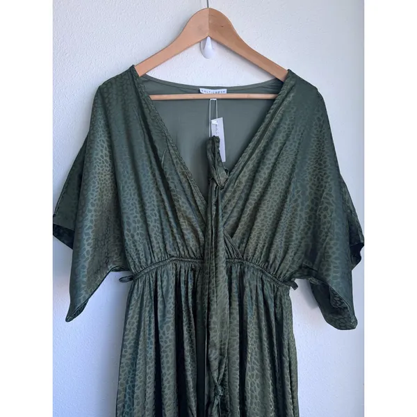 NWT BALTIC BORN Savannah Satin Olive Green Leopard Print Maxi Dress Womens Small - Image 5