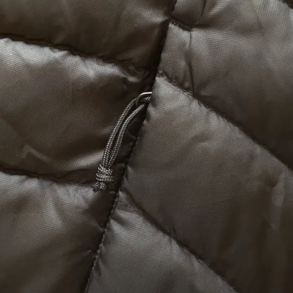 The North Face Women’s 800 Goose Down Fill Puffer Hooded Jacket - Image 3