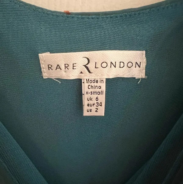 Rare London dress - Image 8