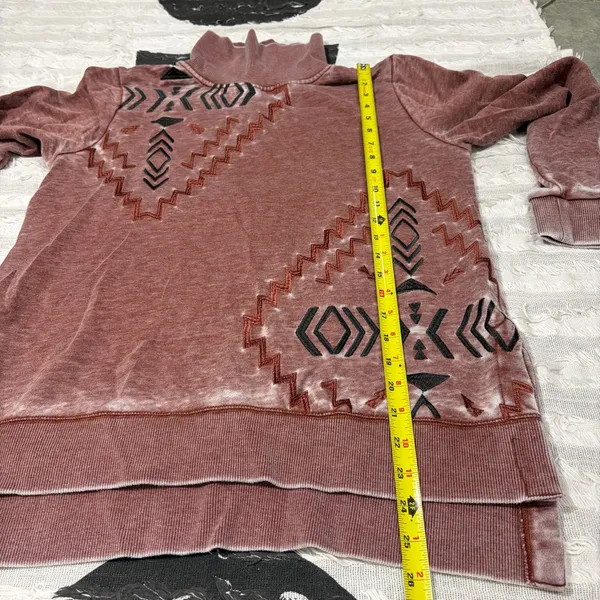 Ariat Women's Sweatshirt Turtleneck Maroon Aztec Native Western Sz M Biker Boho - Image 10