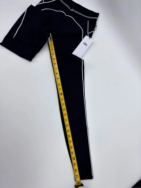 ALO Yoga Black Leggings with White Piping - Image 9