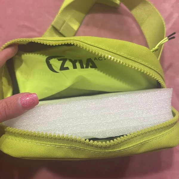 Zyia active belt bag - Image 4