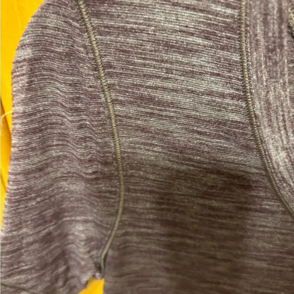 Lululemon  short sleeve top 6 purple - Image 3