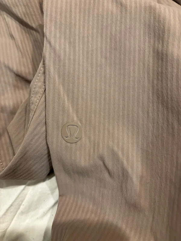 Lululemon Joggers - Image 4