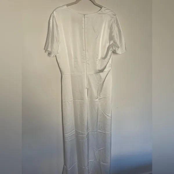 Show Me Your Mumu Rome Twist Gown size XL ivory white luxe satin short sleeve - Image 6