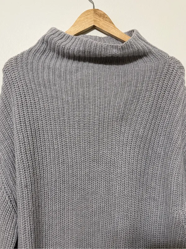 Aritzia Wilfred 100% Merino Wool Montpellier Jumper Turtleneck Mockneck Small - Image 4