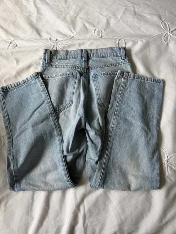 Garage Vintage Straight Jeans Light Wash Denim - Image 2