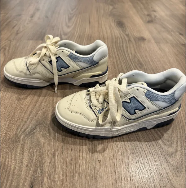 New Balance 550 Beige Vintage Indigo Sneakers - Image 3