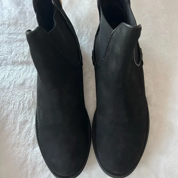 Steve Madden Black Chelsea Boot - Image 3