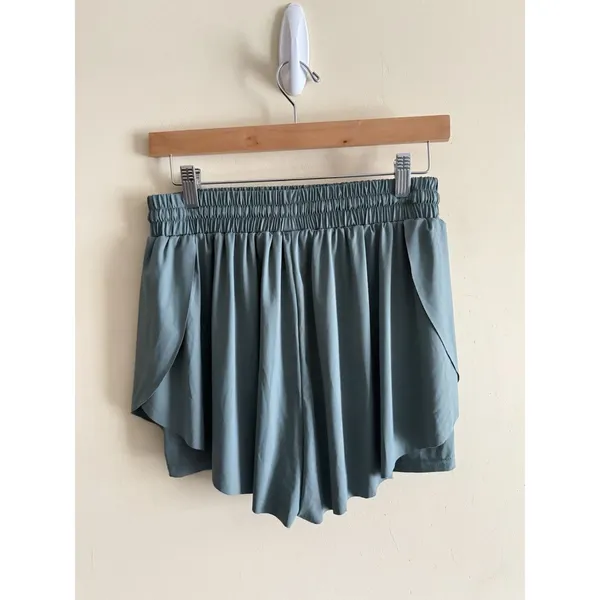 Altar'd State As Revival Women’s‎ Rhythm Flowy Size Large Sage Green Microfiber Shorts- EUC - Image 2