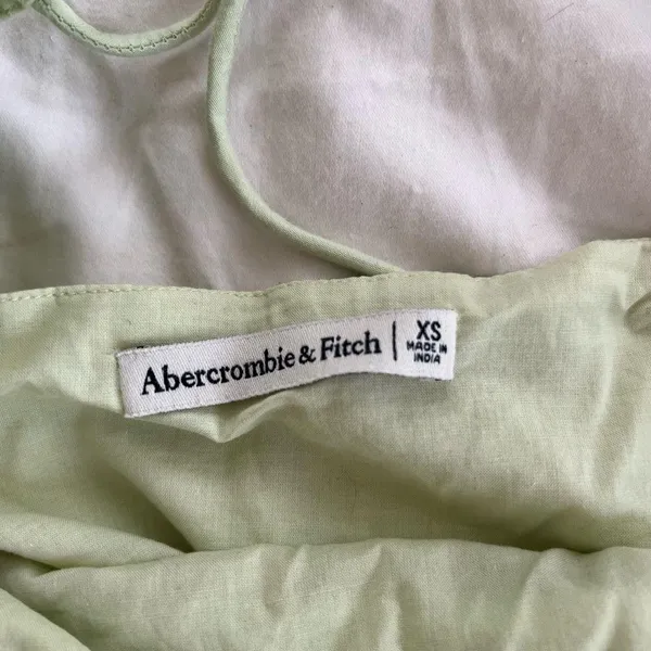 Abercrombie green spring peplum top Blouse - Image 3