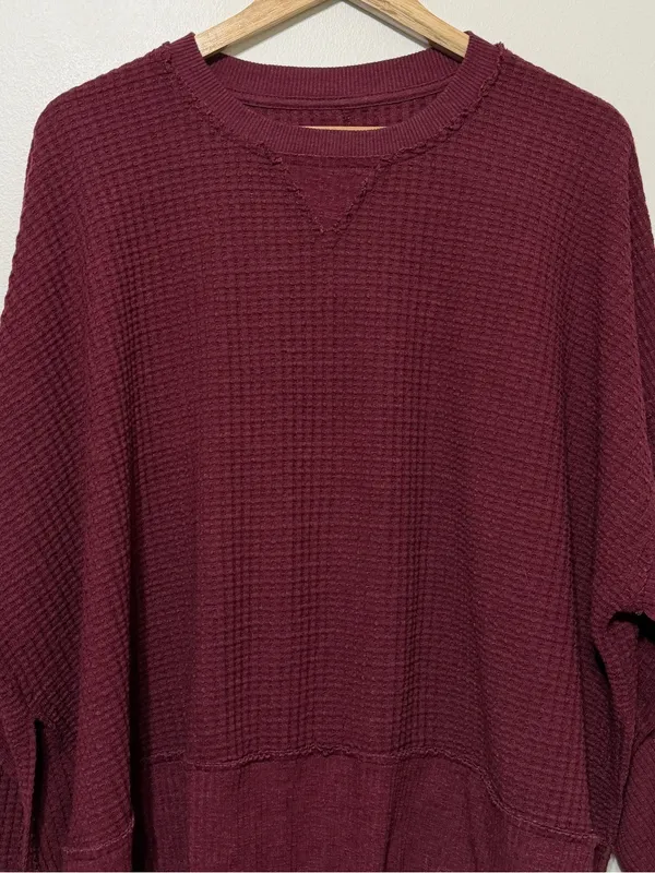AE This Feels Lived In Hug Waffle Crew Neck Sweatshirt Burgundy Size XS Oversize - Image 3