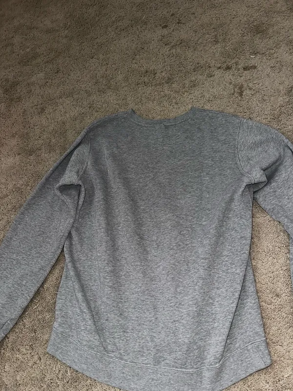 Nike Grey Crewneck - Image 2