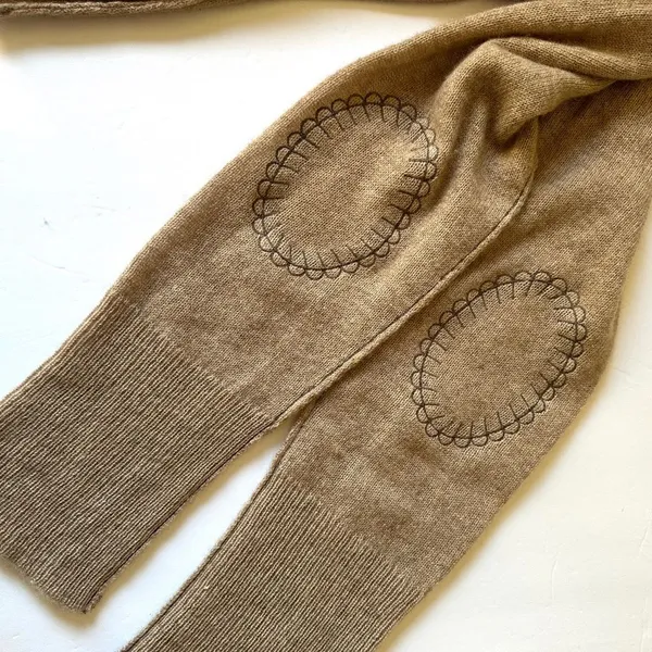 Good Rider Cashemere Tan Sweater Women’s | Embroidered Details Sz‎ Medium - Image 7