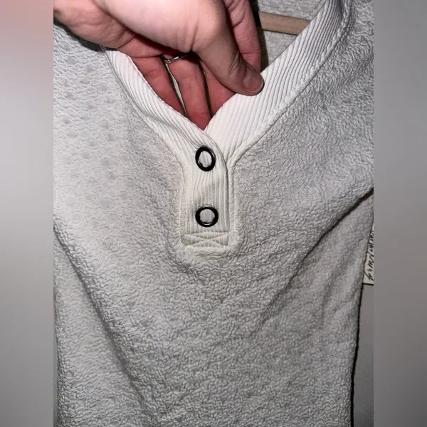 NWT Recovery Layer Top - Image 11