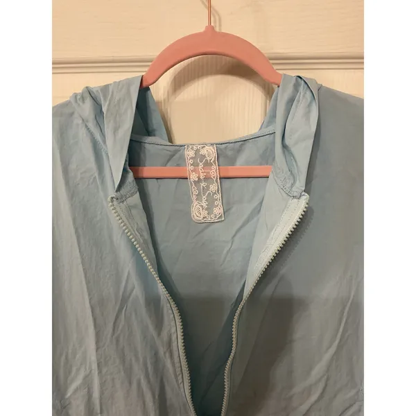 Sadie & Sage Baby Blue Sport Spice Nylon Hooded Windbreaker Jacket, M - Image 6
