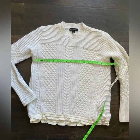 Banana Republic Cream Sweater Crew Neck Drawstring Hem Casual Size S - Image 7