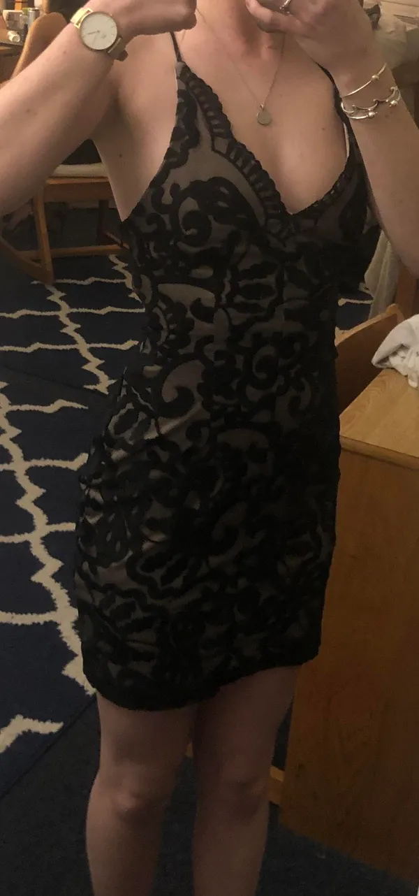 LF Black Lace Bodycon Dress - Image 3