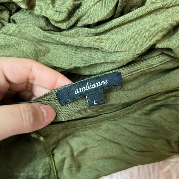 Ambiance Green fit and flare dress size large - Image 4