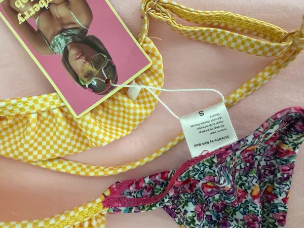 Only Strawberry Milk Mob Swim Top & Bottom Small - Image 3
