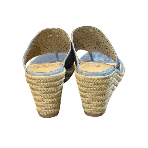 Johnston & Murphy Wedge Sandals Womens 8 Blue Laser Cut Espadrille‎ Thong Mules - Image 3