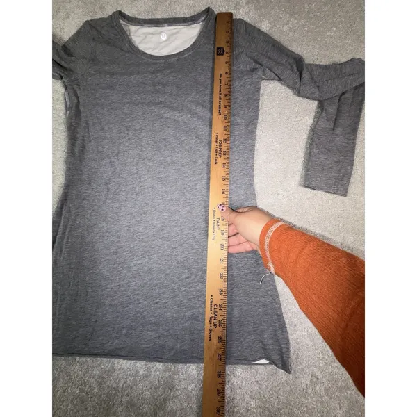lululemon gray/white long sleeve layered shirt 6 thumb holes - Image 6