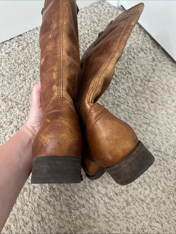 Frye Cara Boots in Cognac Leather - Size 6.5 B - Image 13