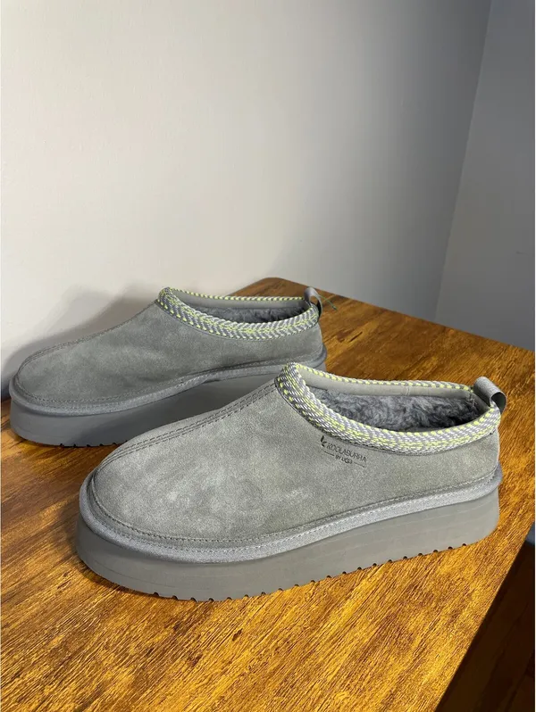 Koolaburra by UGG Burree Platform Slippers Grey Suede Sz 12 - Image 9