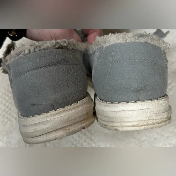Hey Dude Size 9 Wendy Corduroy Grey Slip On Shoes - Image 4
