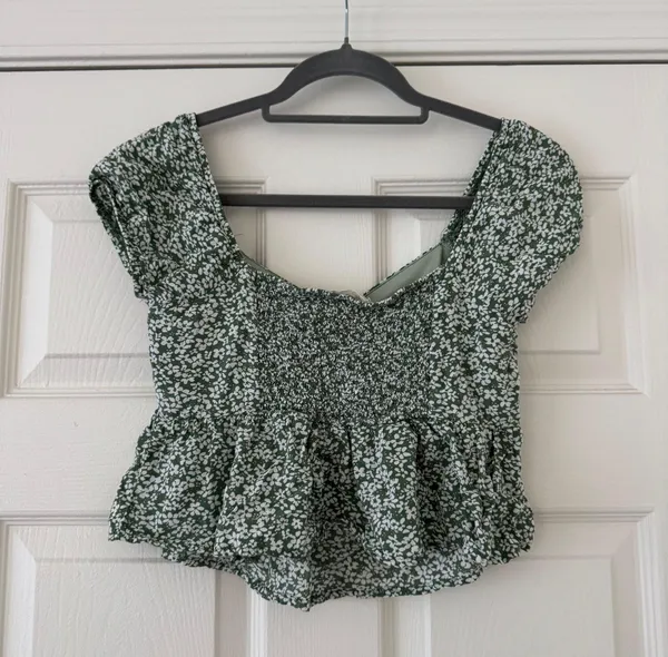 PacSun Cute Floral Top - Image 2