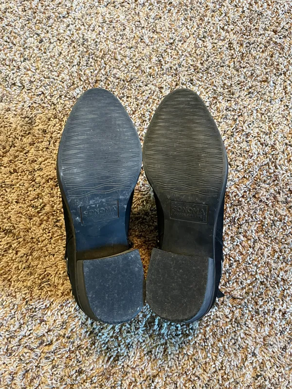 Black Bootie Size 7 - Image 3