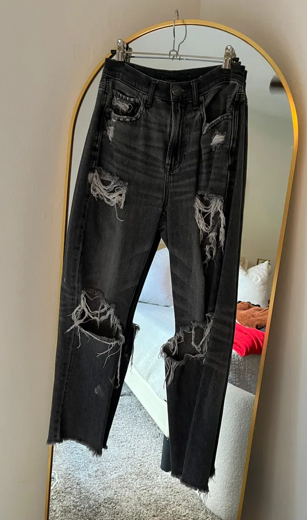 American Eagle Black Distressed High Waisted Relaxed Fit Jeans - Image 3