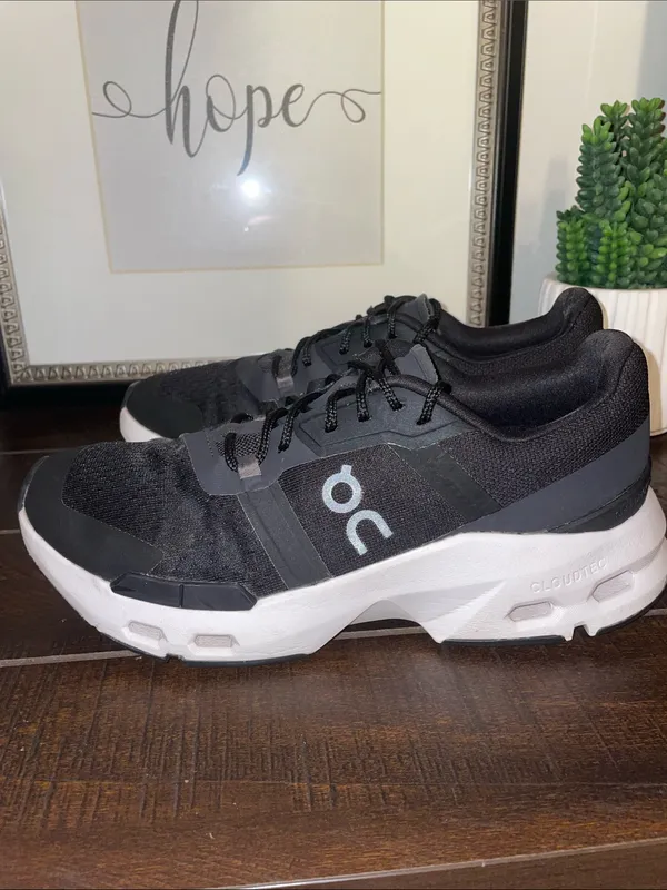 On Running Cloudpulse Women's Running Shoes Sneakers - Black/White Size 8 - Image 8