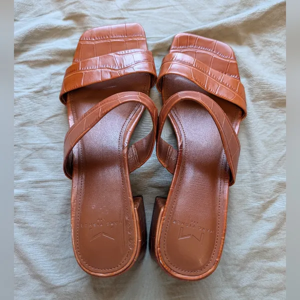Marc Fisher Croc-Embossed Pat Heeled Slide Sandal W8 Brown - Image 2