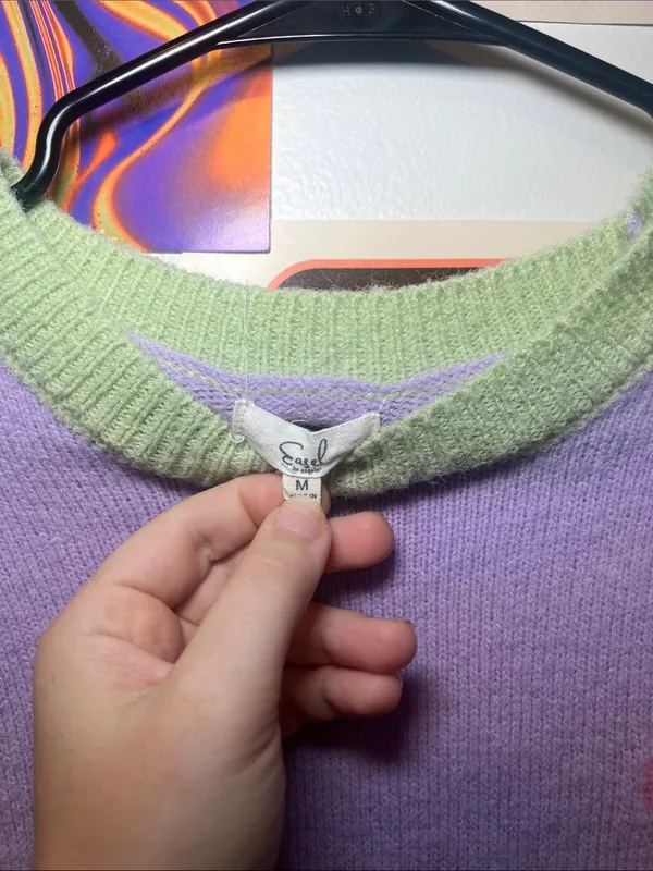 easel Lavender Crewneck Sweater with Multicolor Floral Appliqués - Image 4