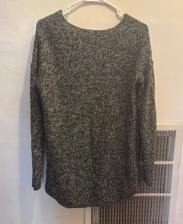 Old Navy Black and White Sweater - Image 2