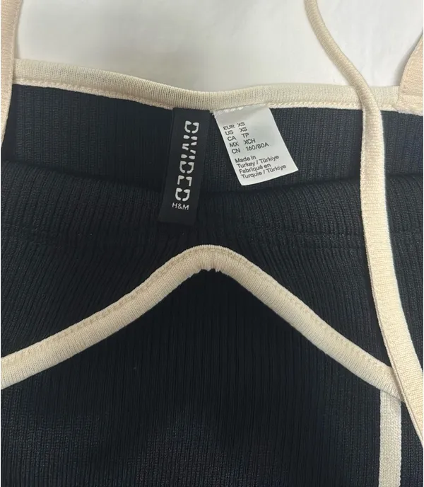 H&M Black and White Contrast Knit Set - Image 4