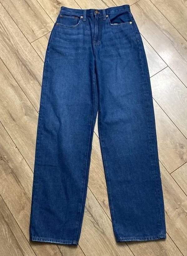 Madewell NWT Baggy Straight Jeans in Dark Worn Indigo Wash - Image 4