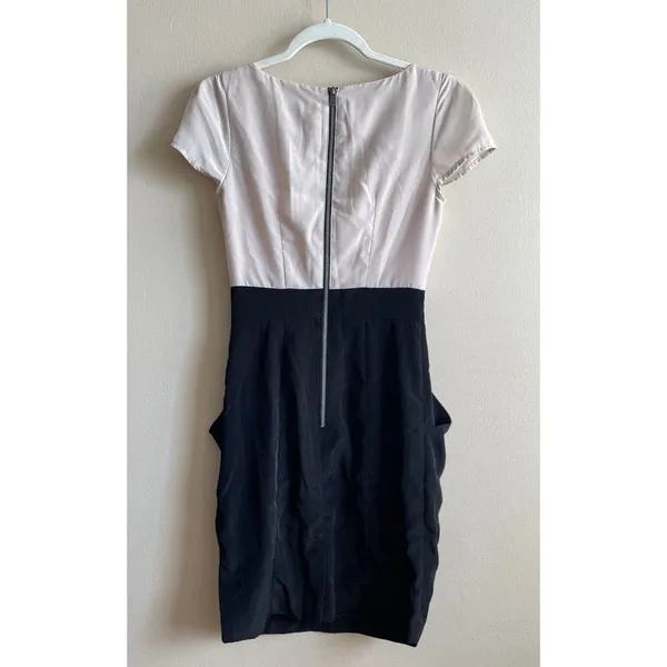 H&M light pink and black color block pleated dress Sz‎ 4 - Image 2