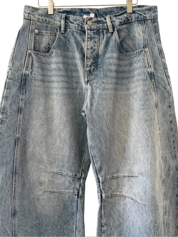 eesome Barrel Horseshoe Denim Jeans Curved Leg in Faded Blue Wash - Image 4