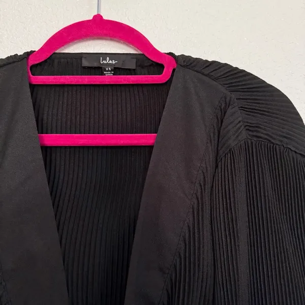 Lulus Sweet Victory Black Pleated Tie Front Long Sleeve Peplum Top XS - Image 4