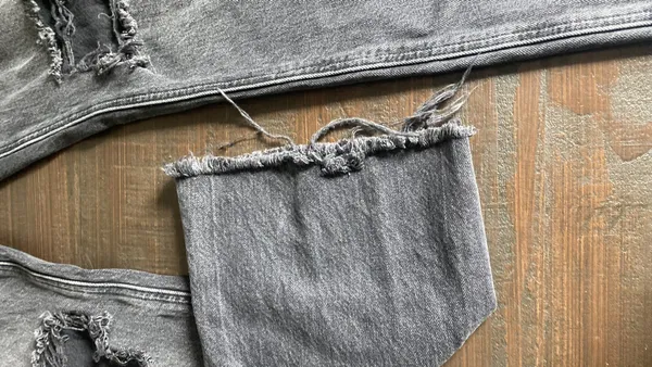 American Eagle Jeans dark grey  - Image 2