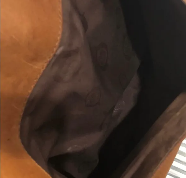 Born Shoulder Bag - Image 6