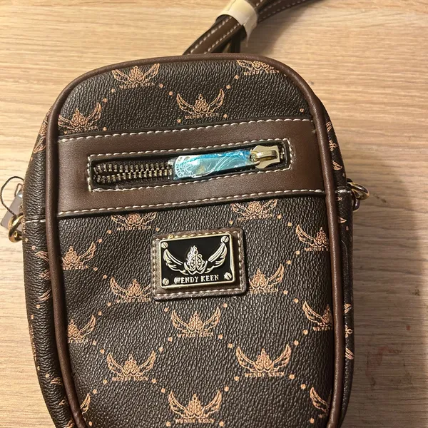 Wendy Keen Brown Crossbody Bag - Image 2