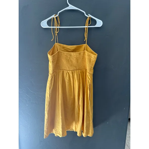 Old Navy Mustard Yellow Linen Blend Smocked Back Tie Strap Mini Dress Womens M‎ - Image 3