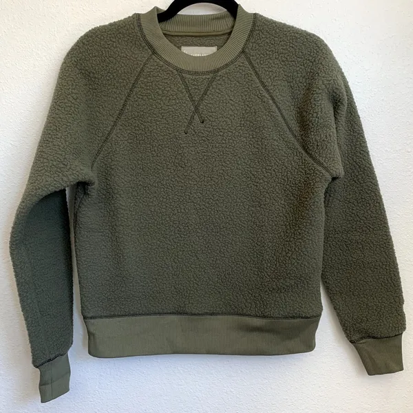 NEW Everlane The‎ Renew Teddy Fleece Sweatshirt in Green - Image 2