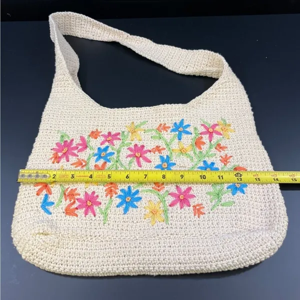 Vintage Women's Beige Floral Crochet Shoulder/Tote Bag SKU 5250 - Image 6