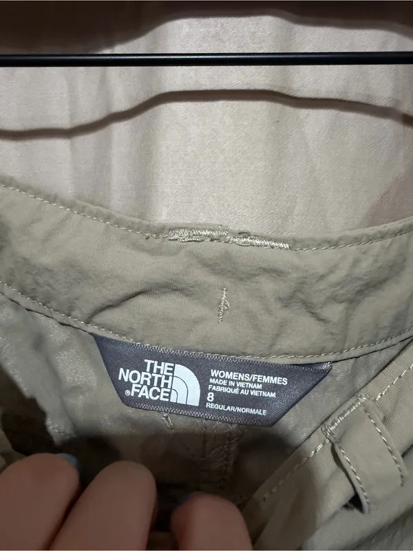 North face shorts - Image 3